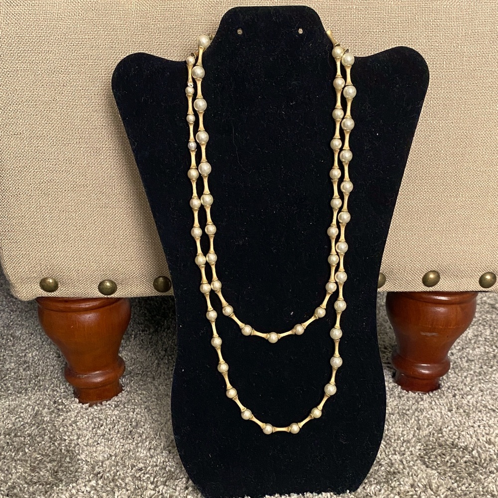 EUC Vintage Rope Faux Pearl Necklace